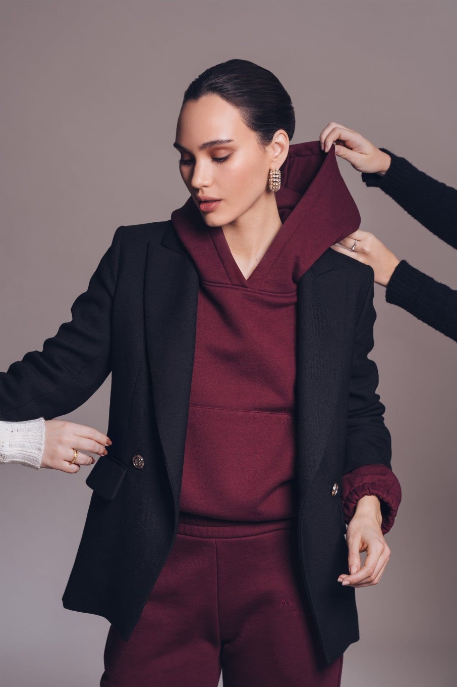 Akala Studio Red Wine Sweater | Sweats